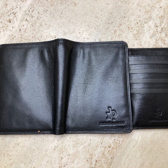 Roccobarocco Trifold Black Vegan Italian Leather Wallet - Picture 3 of 7